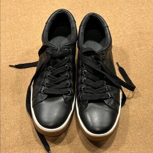 Black Leather Men's Sneakers